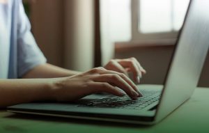 Effektives Prompting – Ihr Weg zu präzisen KI-Ergebnissen